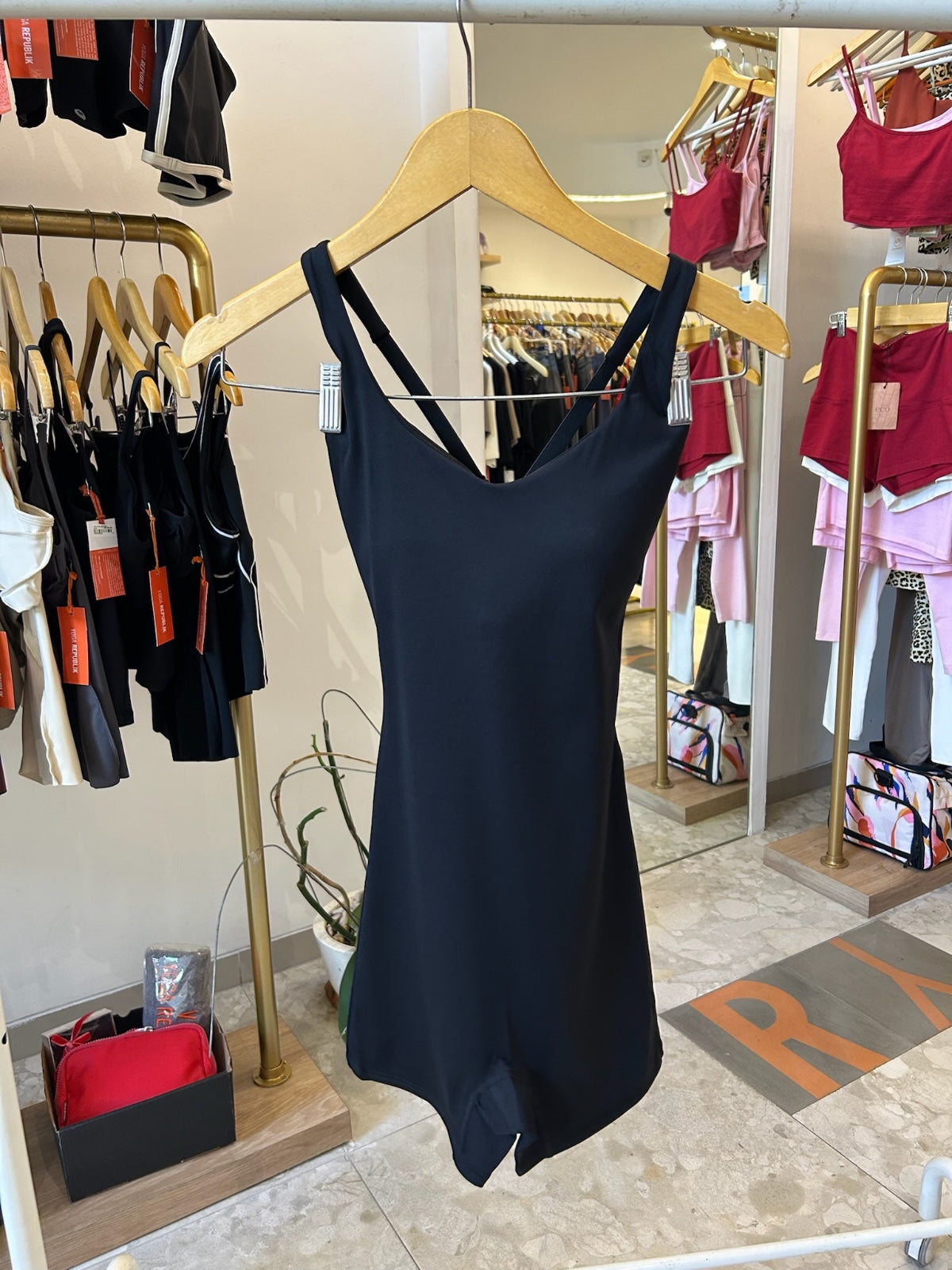 YR Sculpt Bodysuit black women's bodysuit at Yoga Republik Bali