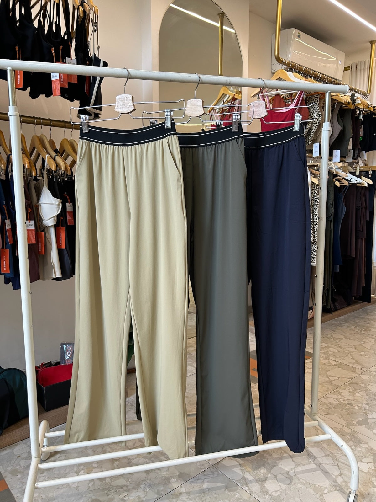 YR Relax Pants