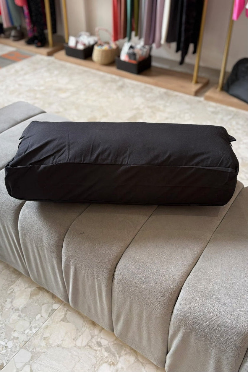YR Bolster Rectangular - Black