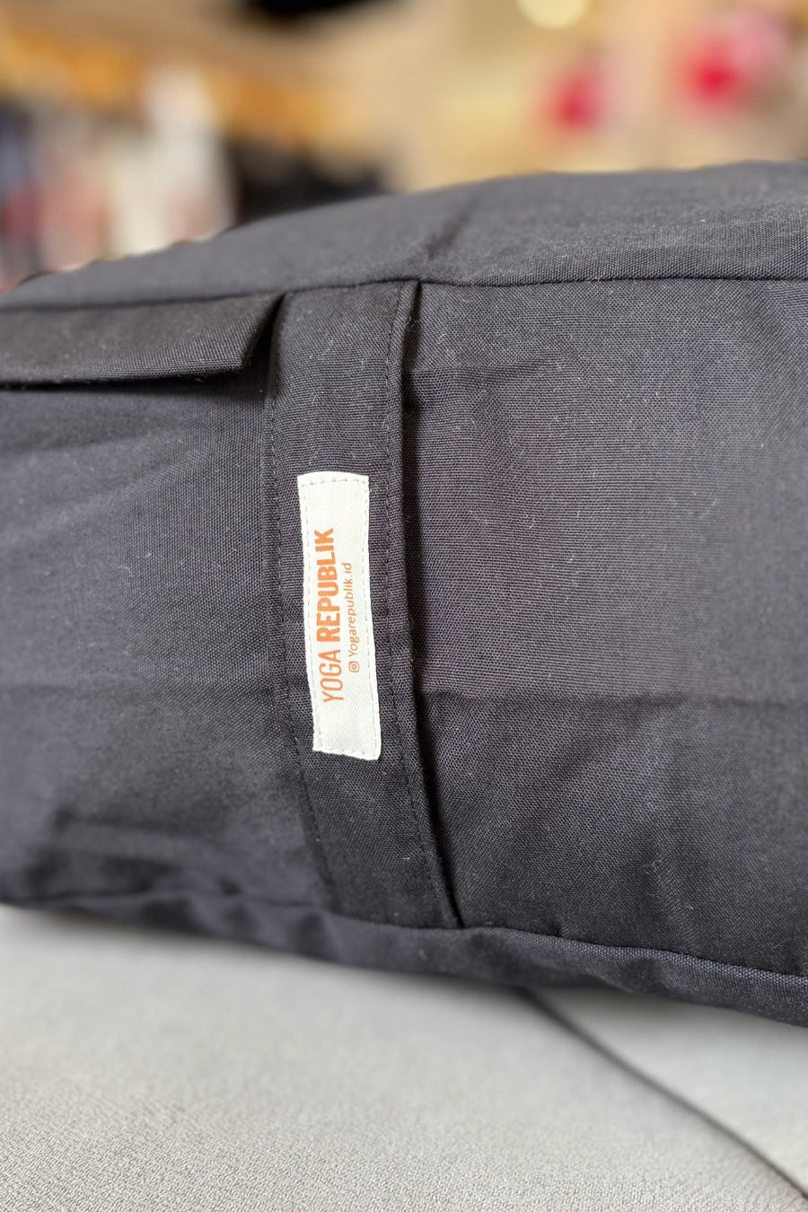 YR Bolster Rectangular - Black