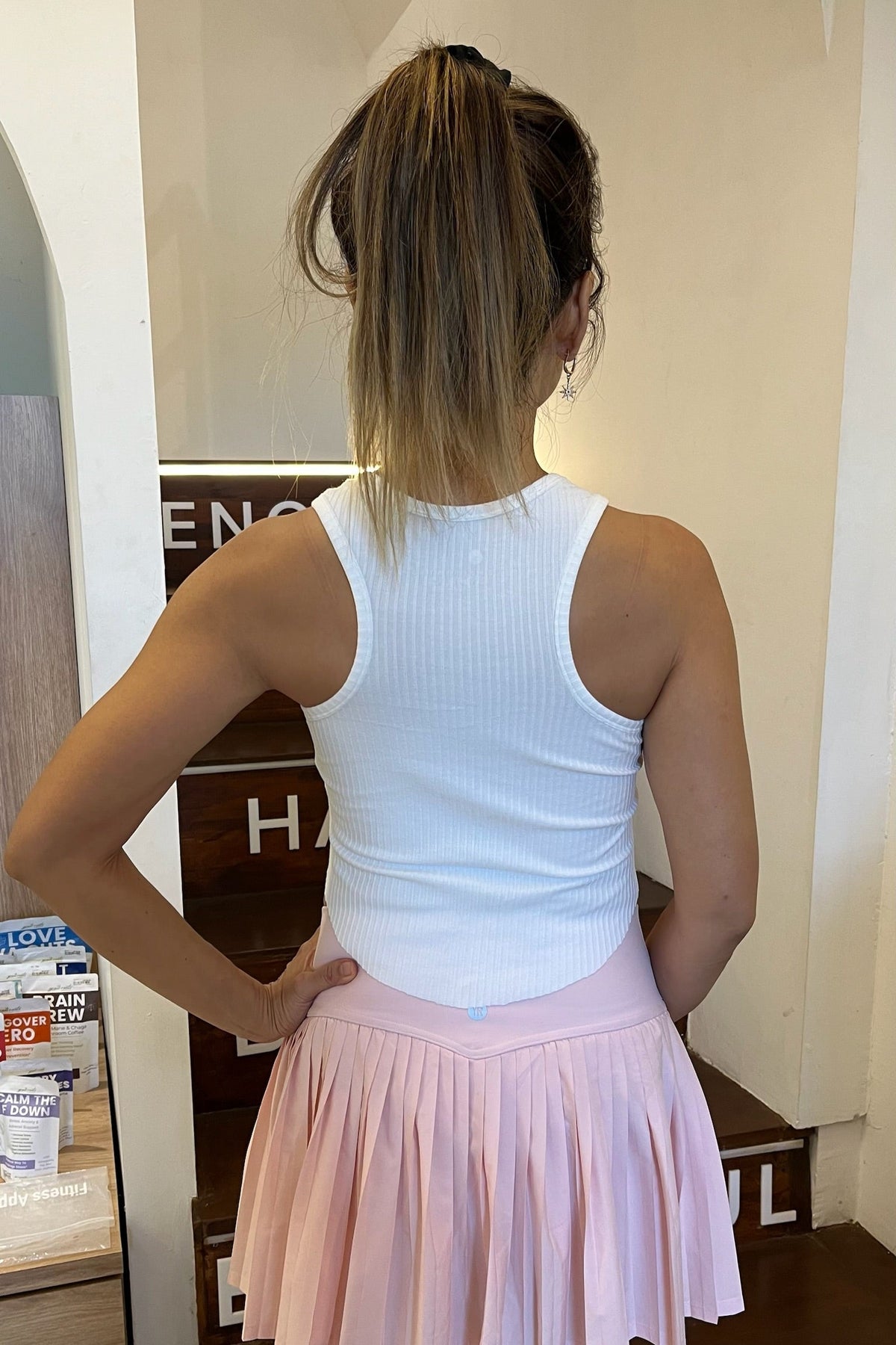 Rok Tenis Aces KECIL Alo Yoga - Limun Stroberi