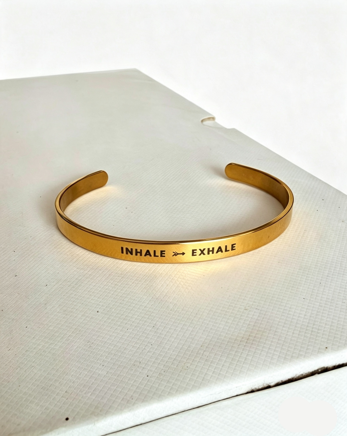Gelang MantraBand Kuning Emas - Tarik napas