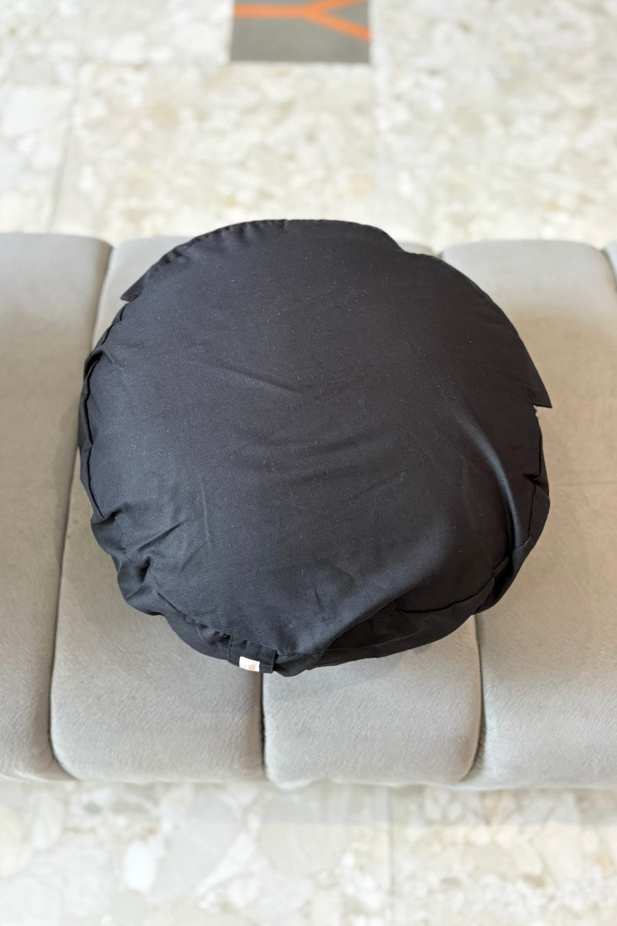 Guling Bulat Manduka Enlight™ - Tengah Malam