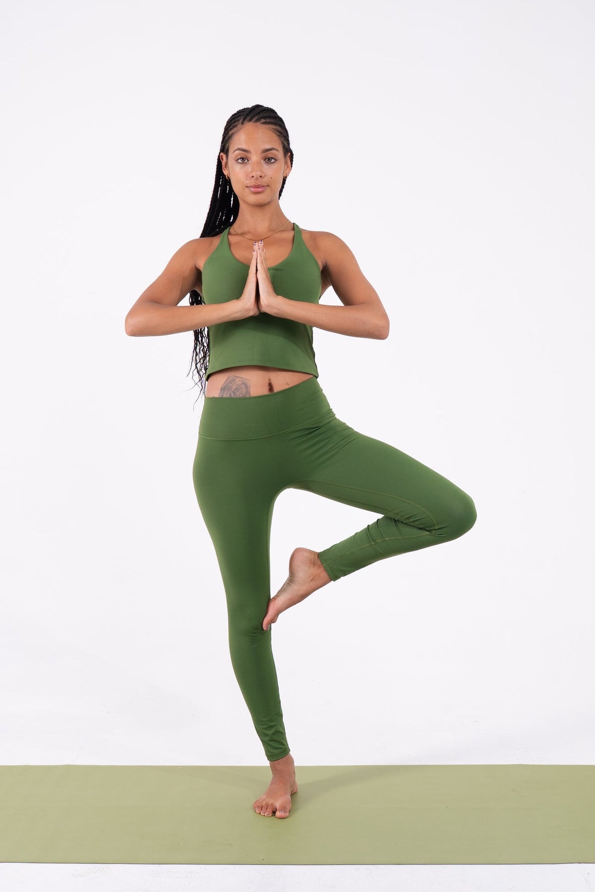 YR Sia Joyce Yoga Set green matching set at Yoga Republik Bali