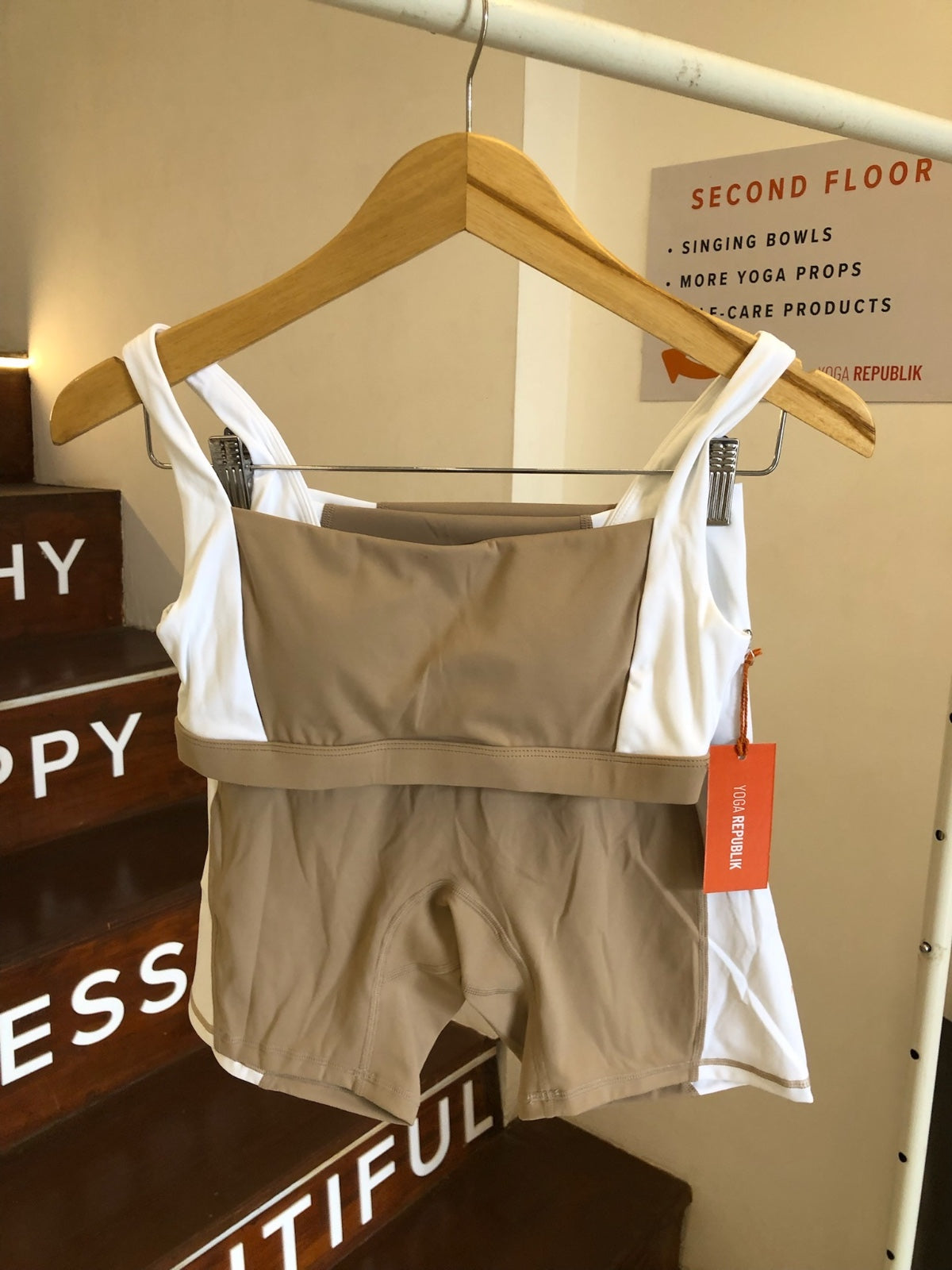 YR Sia Two-Toned Short Set