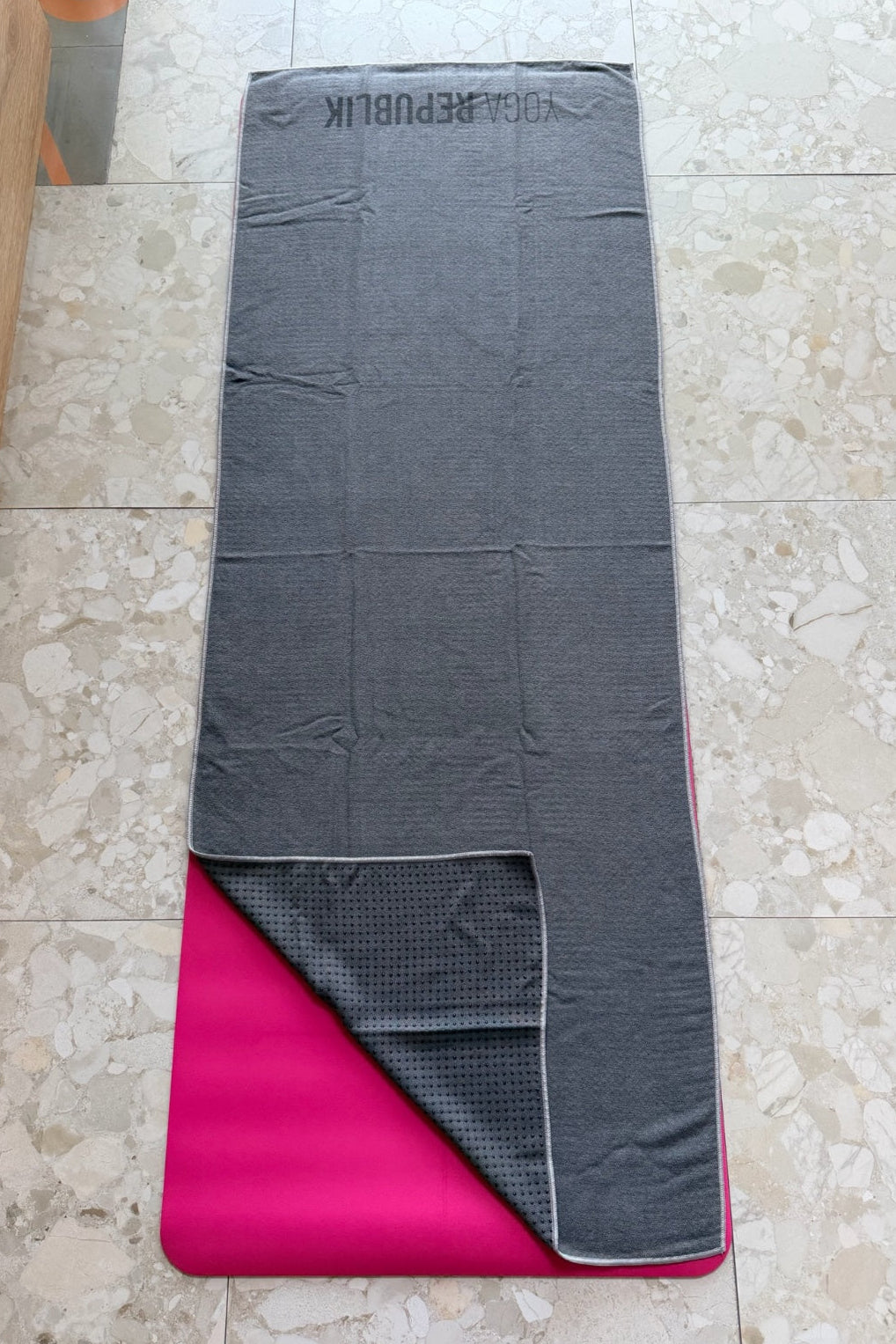 YR Skidless Mat Towel