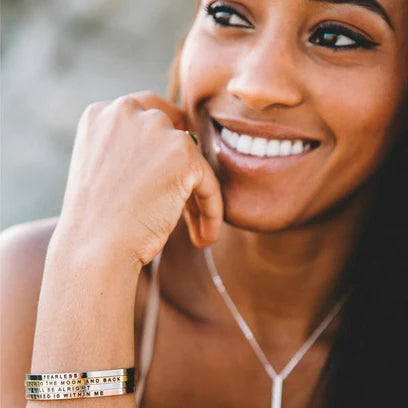 MantraBand Bracelet Yellow Gold - Namaste