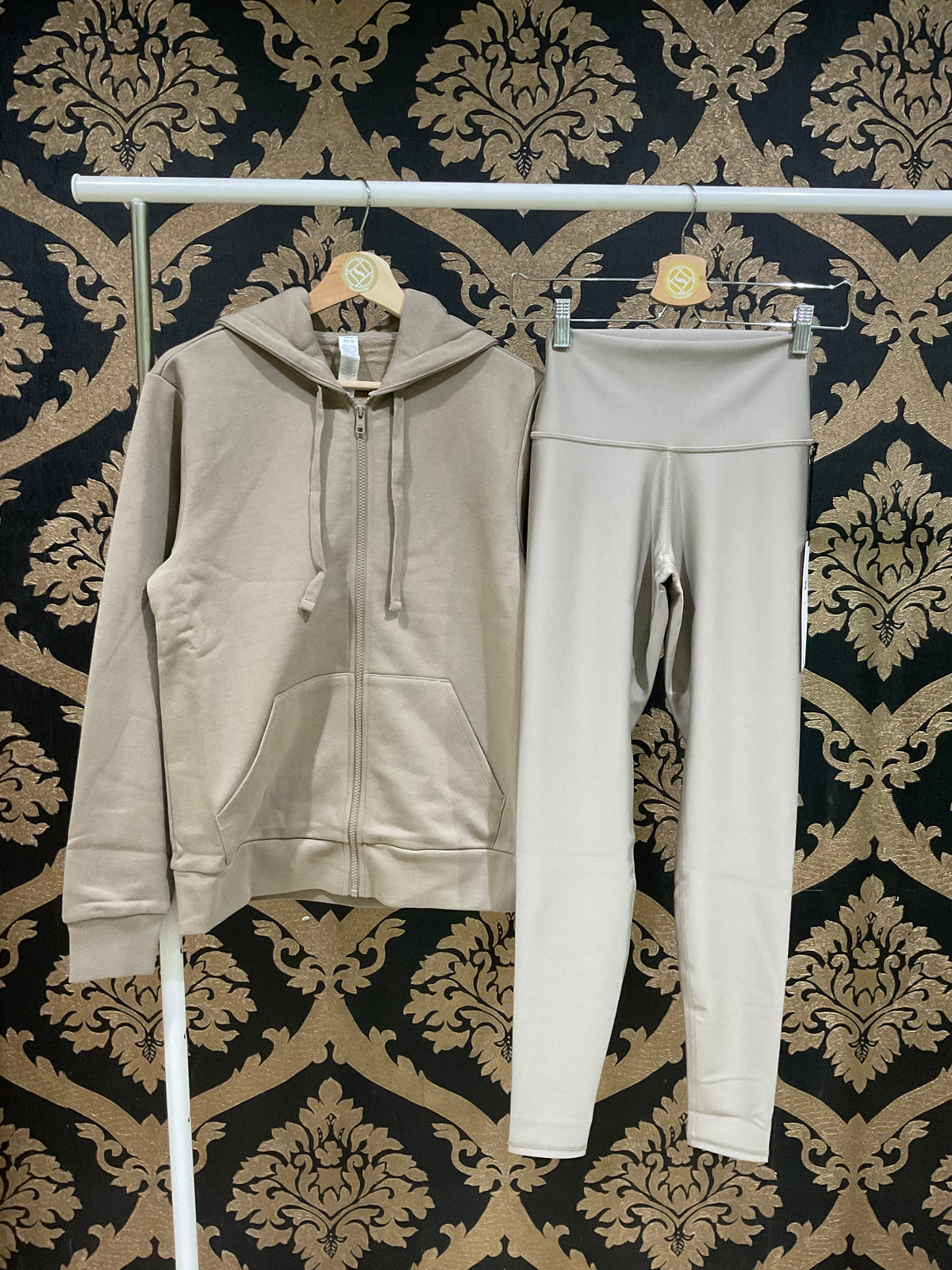 Alo Yoga XS Everyday Full Zip Hoodie - Gravel