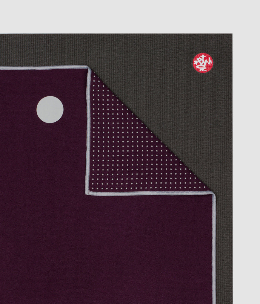 Manduka Yogitoeså¨ 71" Yoga Mat Towel - Indulge (Purple)