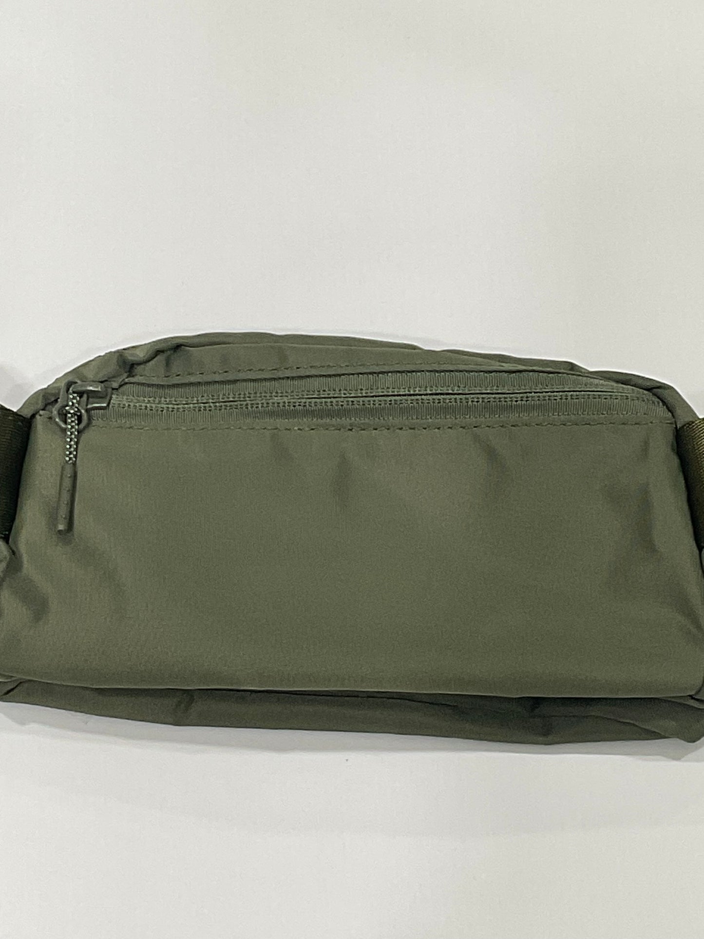 Lululemon Everywhere Belt Bag 1L - Army Green