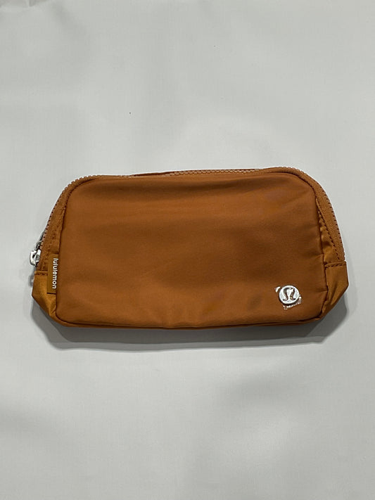 Lululemon Everywhere Belt Bag 1L - Caramel