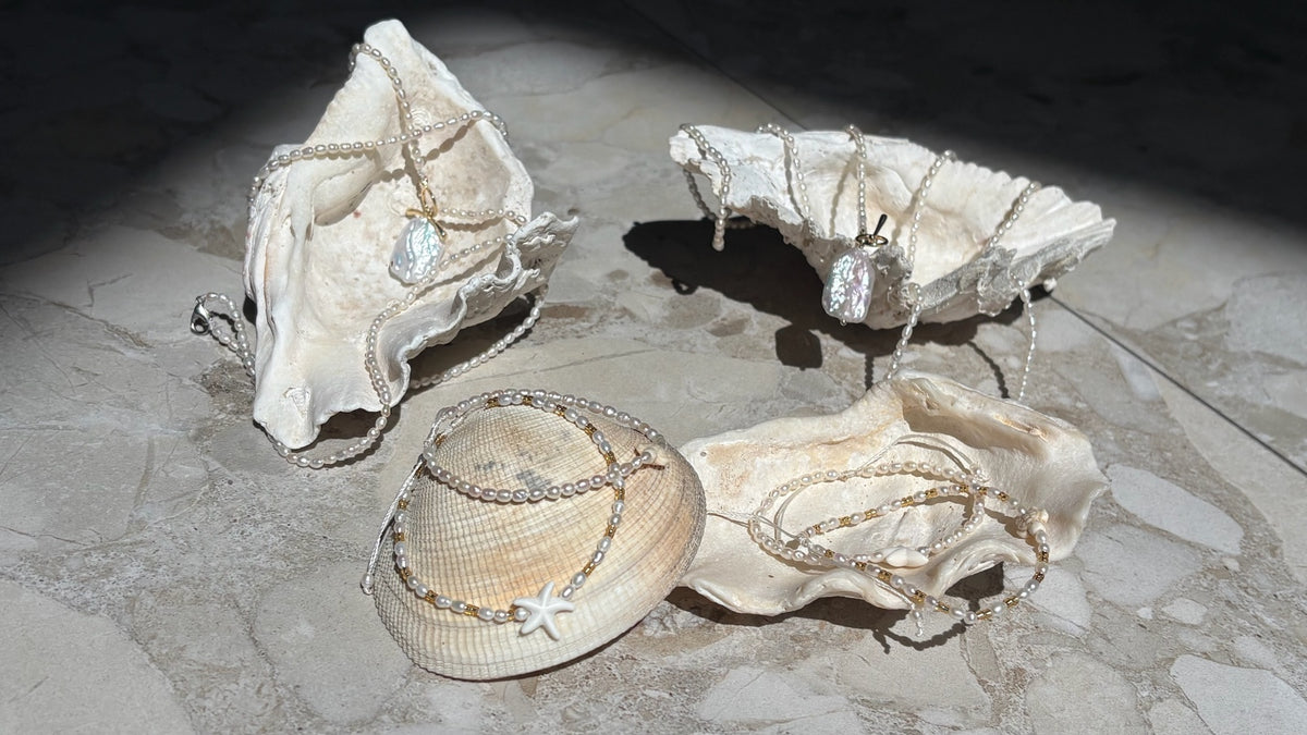 Mutiara Freshwater Pearl Turtle Bracelets
