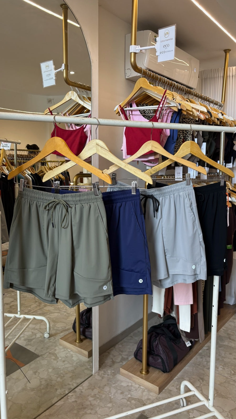 Rok Tenis Aces KECIL Alo Yoga - Limun Stroberi