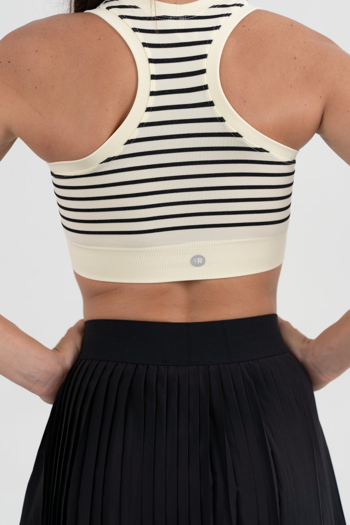 Rok Tenis Aces KECIL Alo Yoga - Limun Stroberi