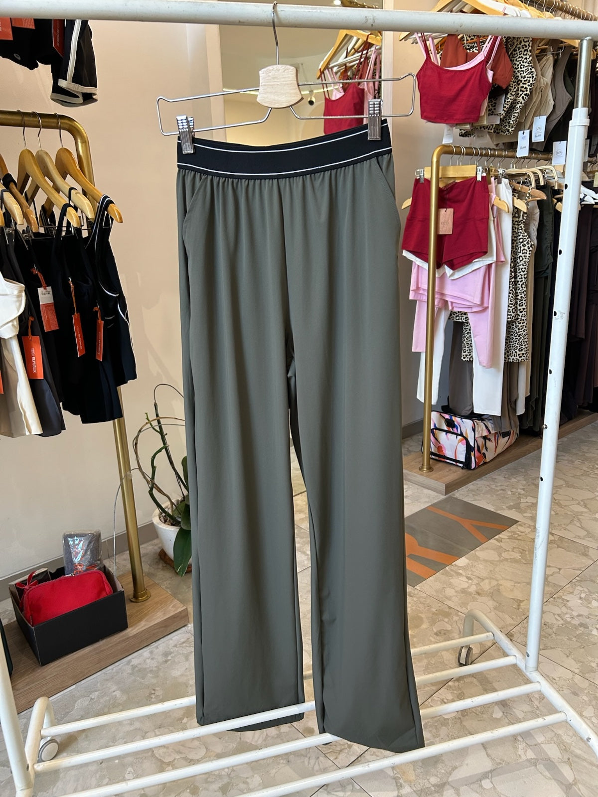 YR Relax Pants