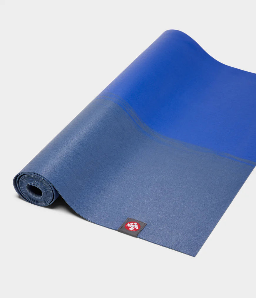 Manduka Eko® Superlite 71'' Travel Yoga Mat 1.5mm - Amethyst Stripe