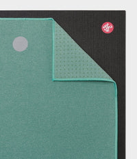 Manduka Yogitoes yoga mat towel wasabi green at Yoga Republik authorized reseller Bali