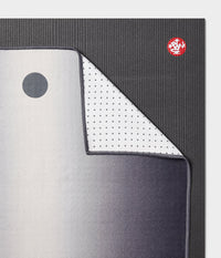 Manduka Yogitoes yoga mat towel Diamond Array at Yoga Republik authorized reseller Bali