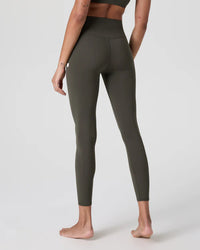 Vuori AllTheFeels Legging Long kale green at Yoga Republik Bali