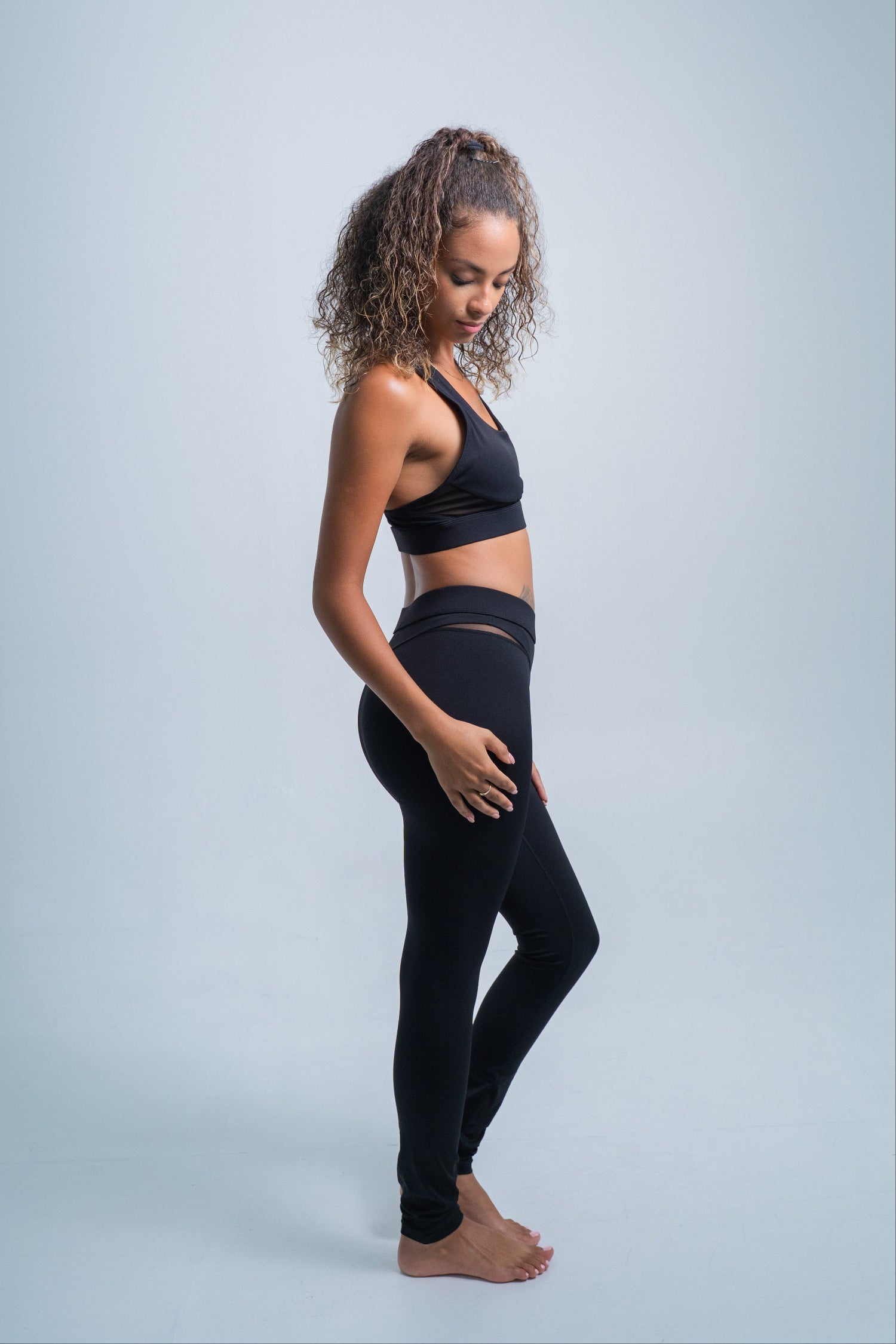 YR Alo Mesh Yoga Set – Mesh Activewear Set Bali | Yoga Re