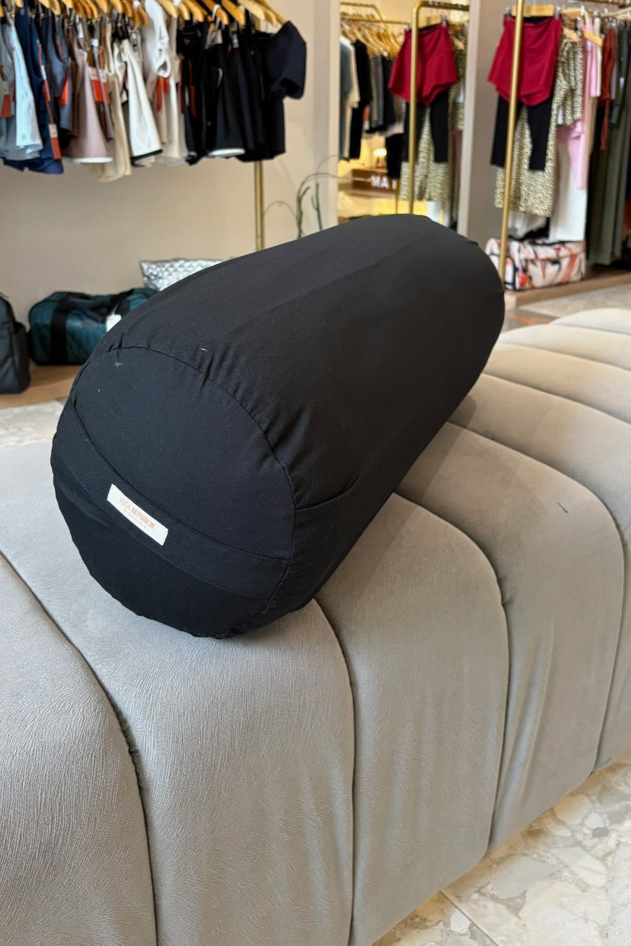 YR Bolster Round