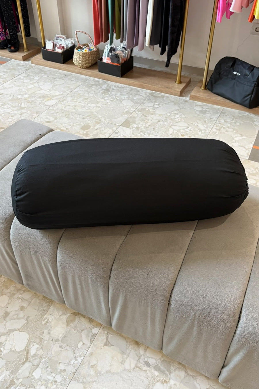 YR Bolster Round
