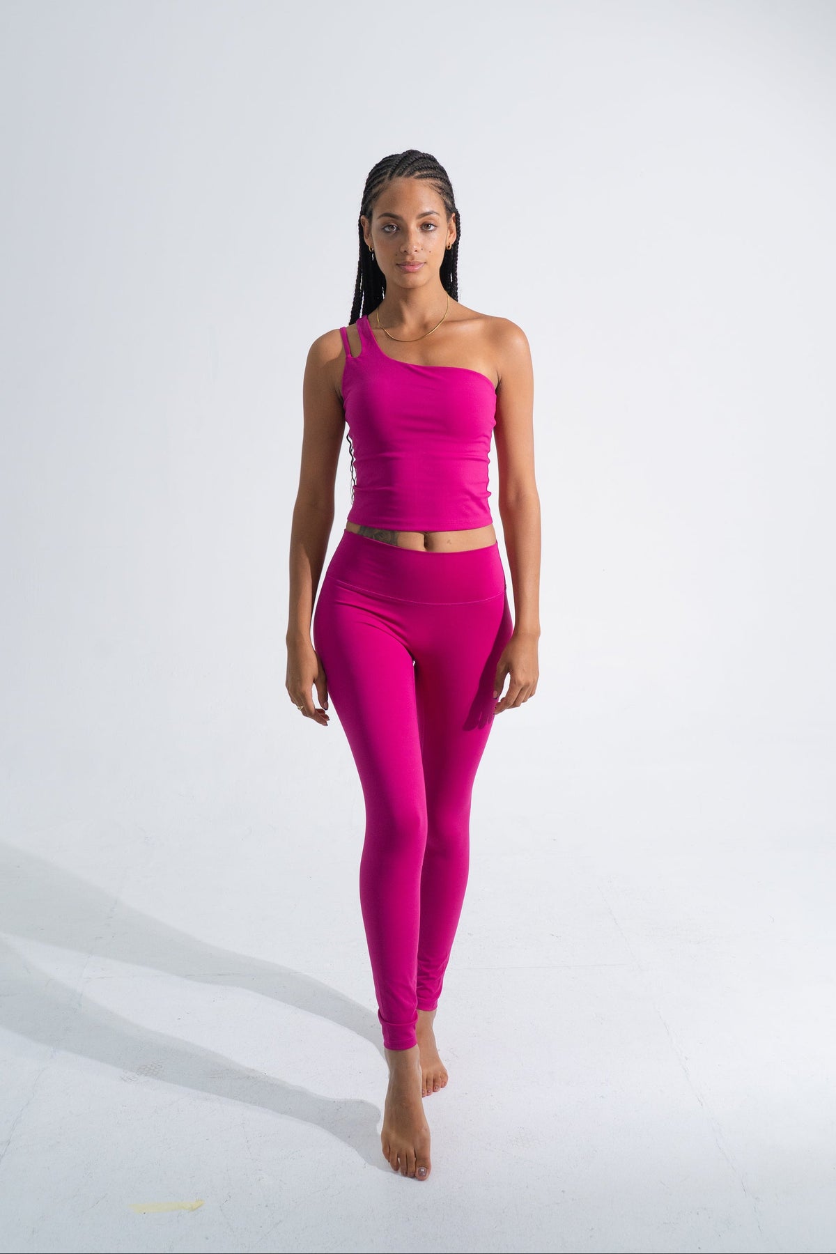 YR Emily BL Set rose red matching activewear at Yoga Republik Bali