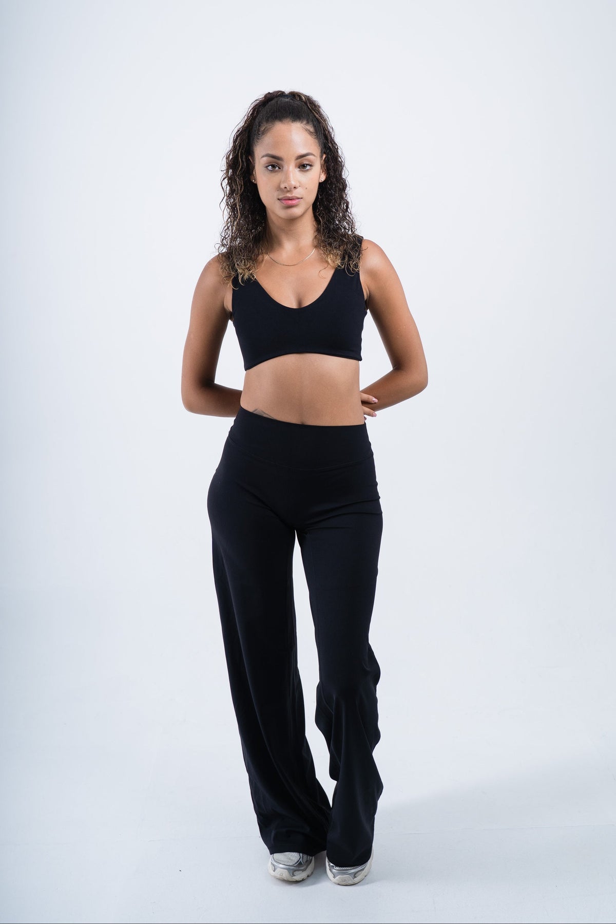 YR Aura Flare Pants black women's legging at Yoga Republik Bali