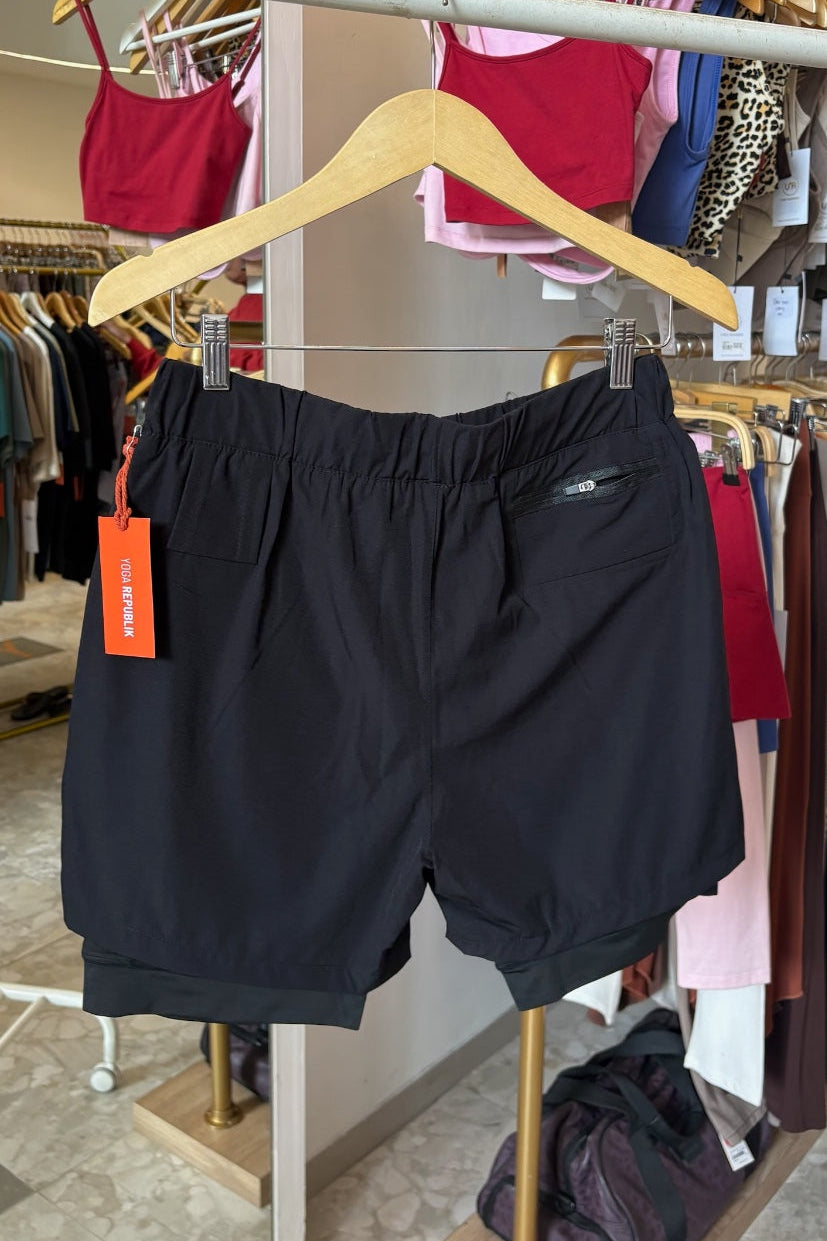 YR Men's Core Short black 2-in-1 Sport Shorts at Yoga Republik Bali Indonesia