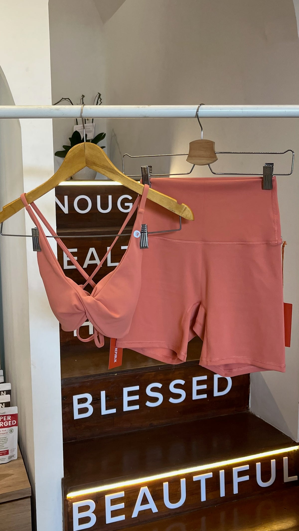 YR Sia Twist Bra