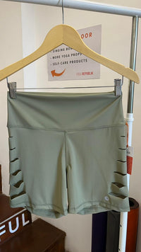 YR Unity Slit Short