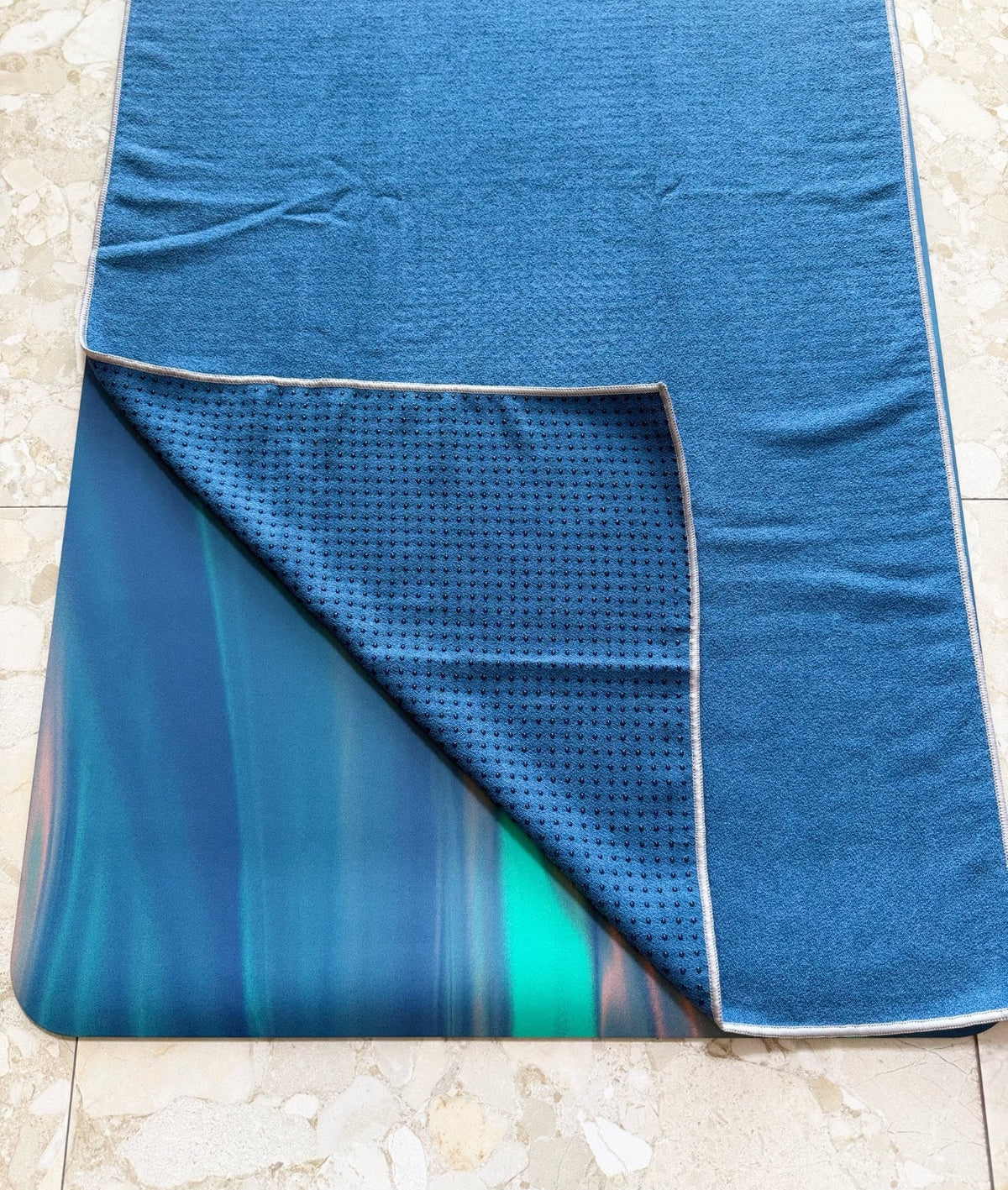 YR Skidless Mat Towel