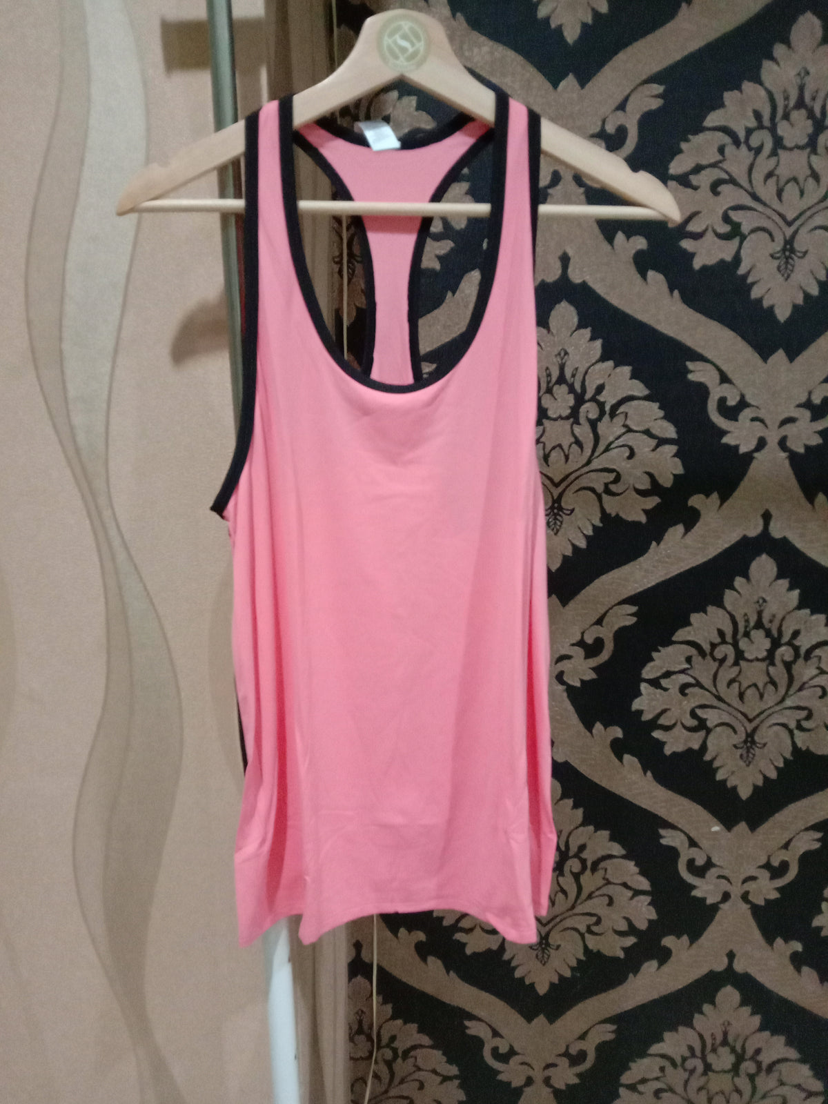 Alo Yoga XS Ivy League Tank - Strawberry Lemonade/Black