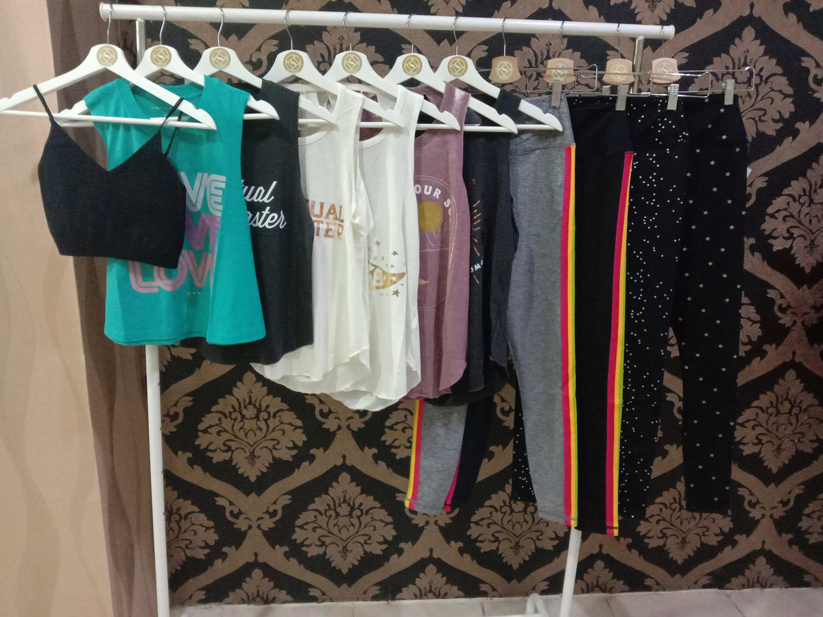 Legging Pinggang Tinggi Esensial Kecil Gangster Spiritual - Cetakan Aktif Langit Malam
