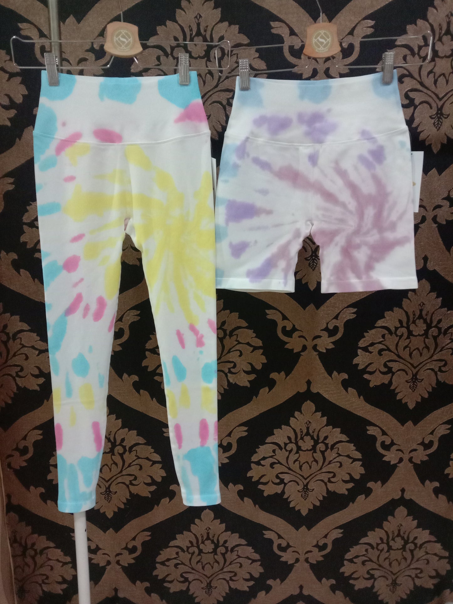 Spiritual Gangster XS/S Biker Pendek - Pewarna Dasi Pastel Swirl