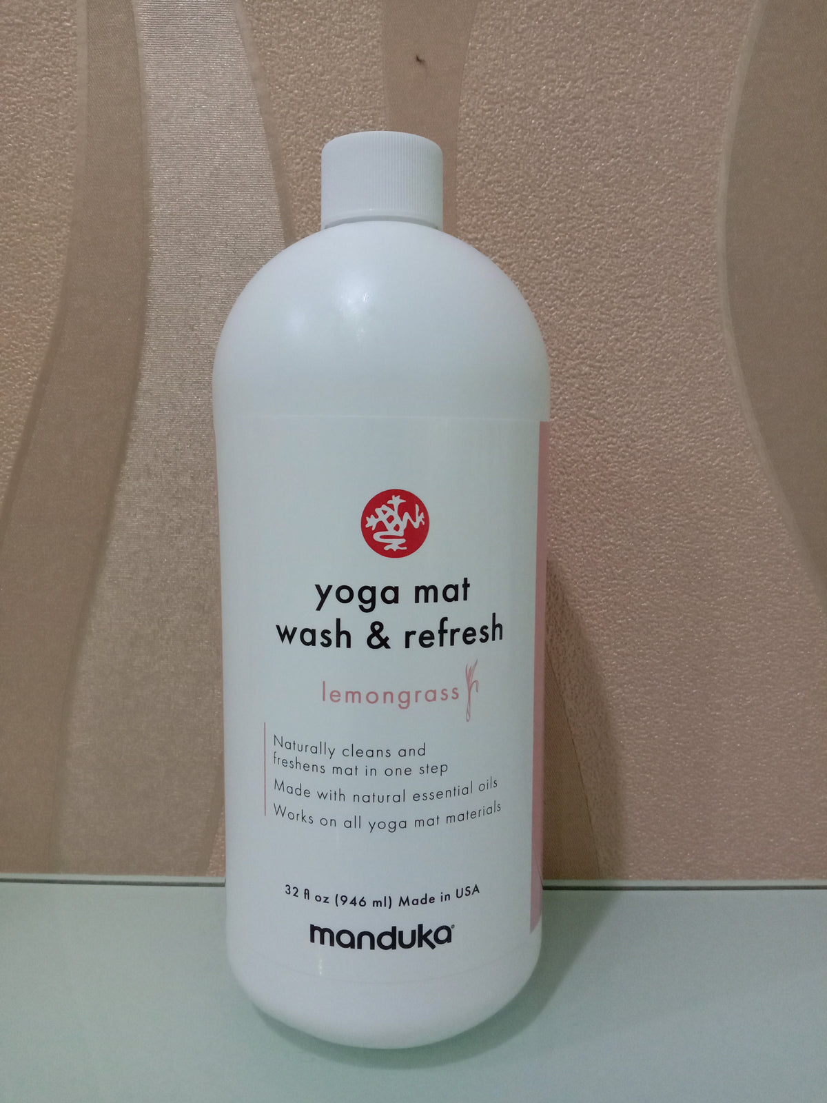 Manduka Yoga Mat Cuci dan Segarkan 32 ons - Serai