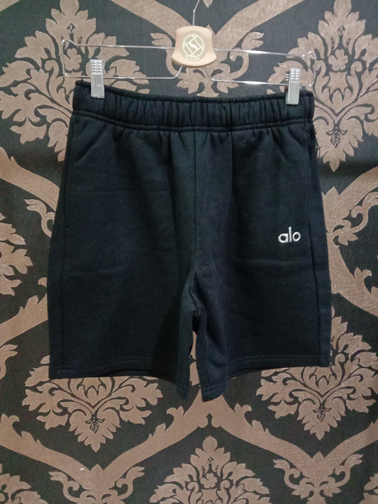 Alo Yoga SMALL Accolade Sweat Short - Black