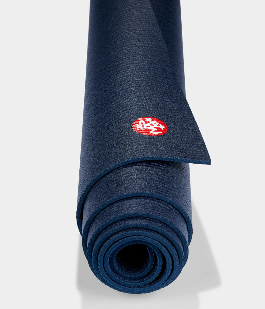 Manduka Prolite 71" Yoga Mat 4.7mm - Tengah Malam